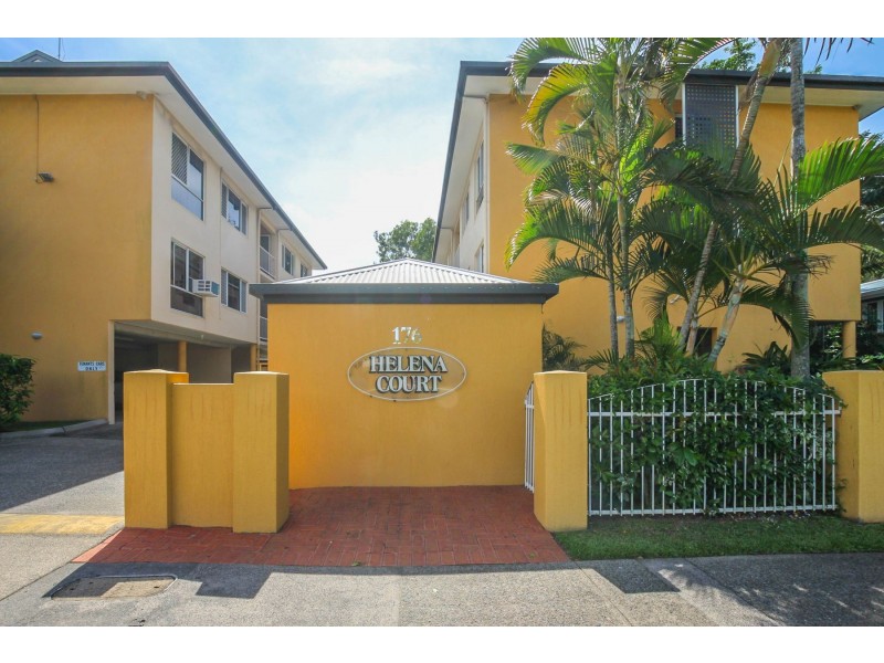 8/176 Hoare Street, Manoora QLD 4870