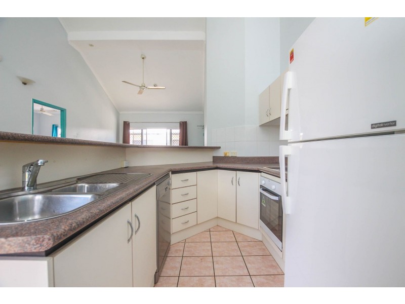 8/176 Hoare Street, Manoora QLD 4870