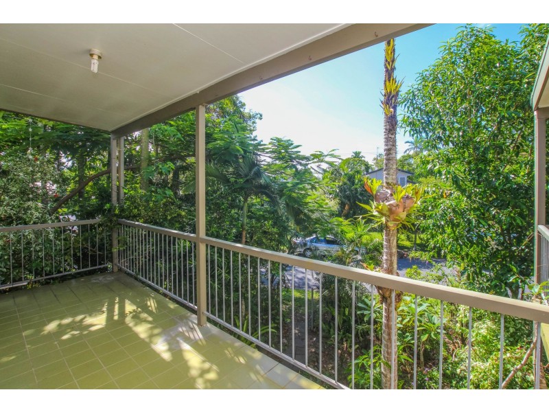 3/23 Hibiscus Lane, Holloways Beach QLD 4878