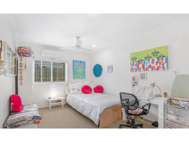 14 Hymes Street, Kanimbla QLD 4870