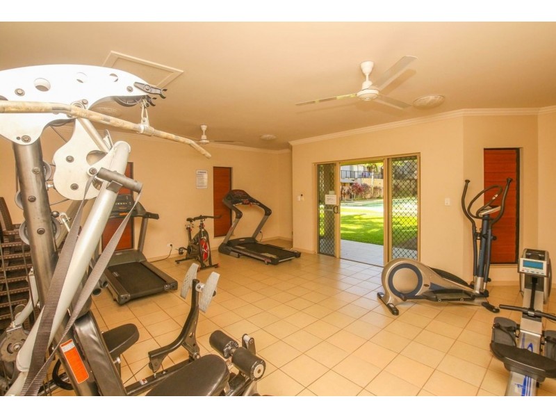 305/22-24 Ward Street, Mooroobool QLD 4870