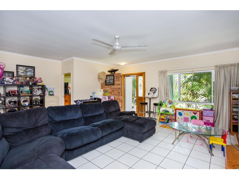 42 Gilmore Street, Bentley Park QLD 4869