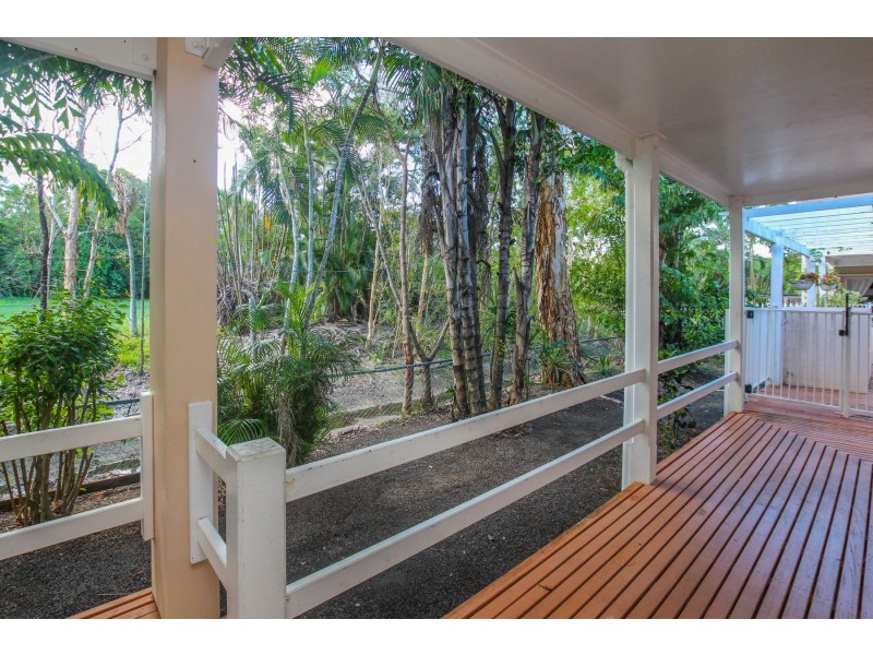 5/76 Cedar Road, Palm Cove QLD 4879