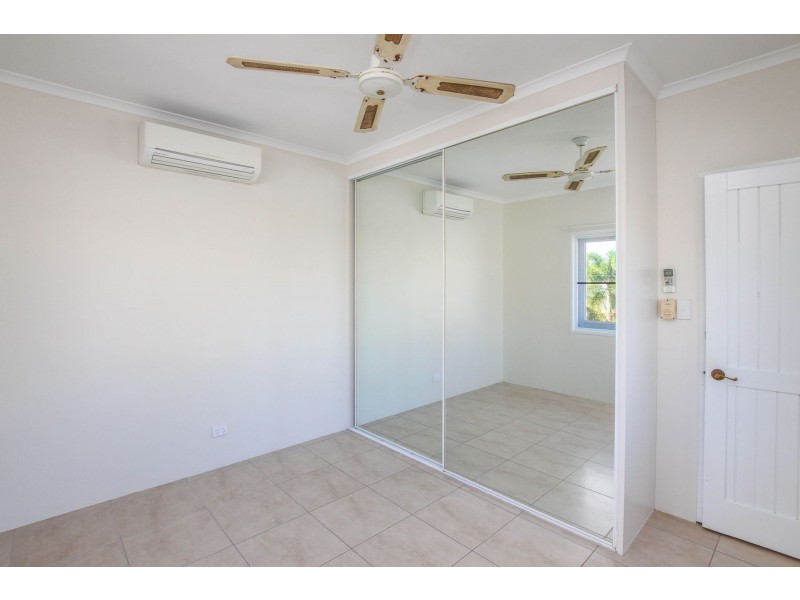 5/76 Cedar Road, Palm Cove QLD 4879