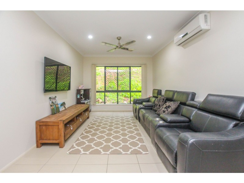 23 William Hickey Street, Redlynch QLD 4870