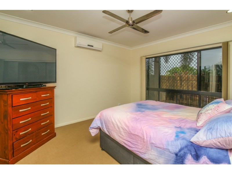 23 William Hickey Street, Redlynch QLD 4870