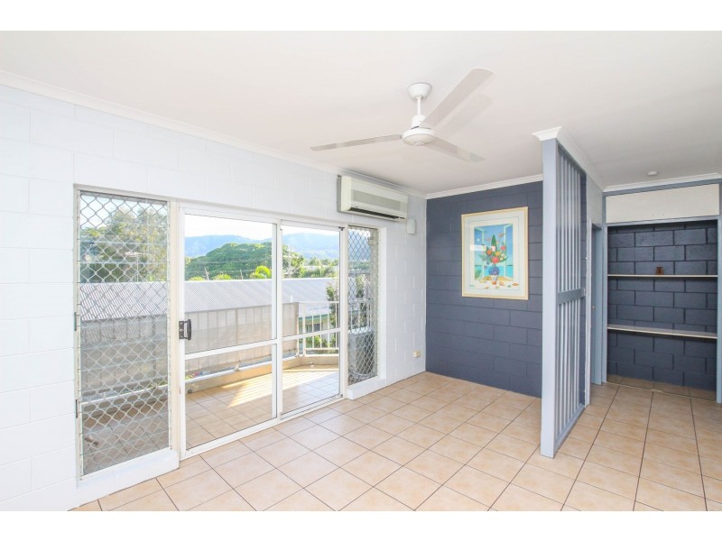 8/2 Mayers Street, Manunda QLD 4870
