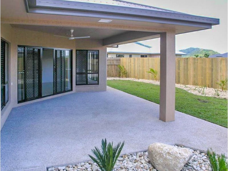 10 Newberry Street, Smithfield QLD 4878