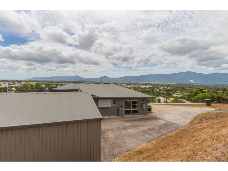 2 Gadaloff Close, Gordonvale QLD 4865