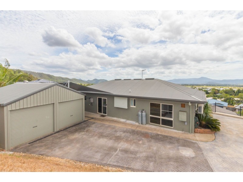 2 Gadaloff Close, Gordonvale QLD 4865