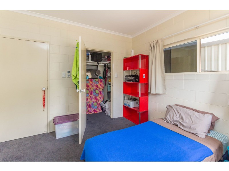 2 Gadaloff Close, Gordonvale QLD 4865