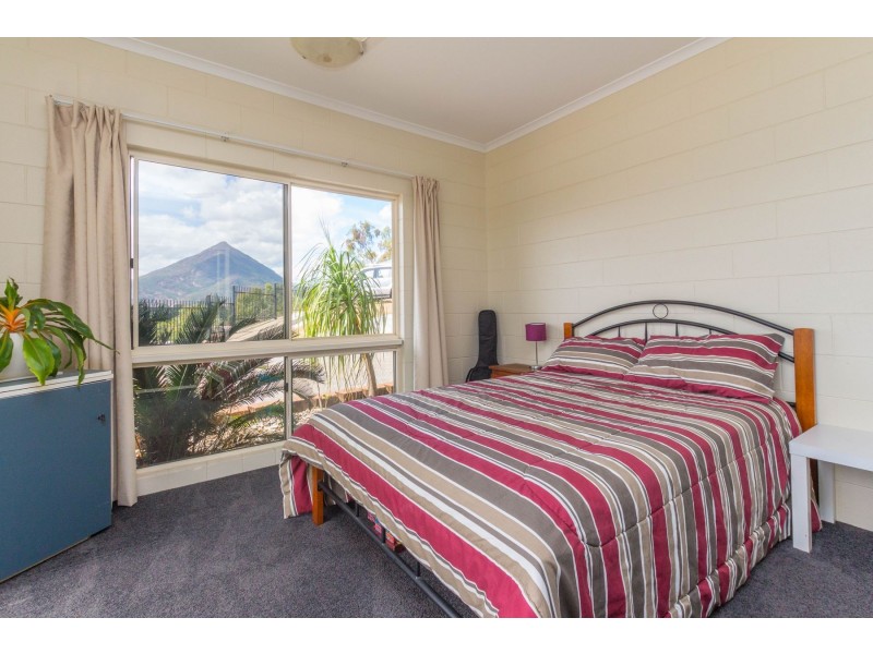 2 Gadaloff Close, Gordonvale QLD 4865