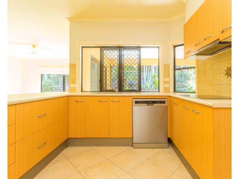 17 Gilmore Street, Bentley Park QLD 4869