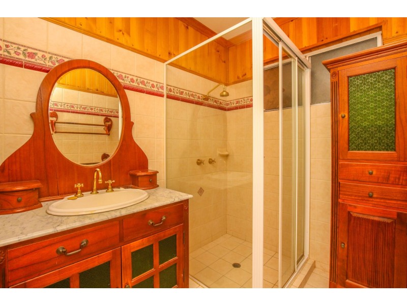 18 Matheson Drive, Brinsmead QLD 4870