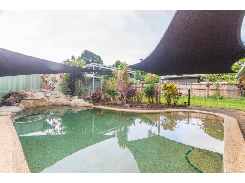 18 Matheson Drive, Brinsmead QLD 4870