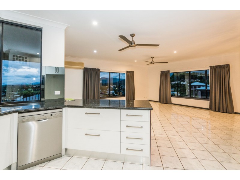 32 Caesar Street, Bentley Park QLD 4869
