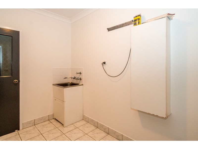 32 Caesar Street, Bentley Park QLD 4869