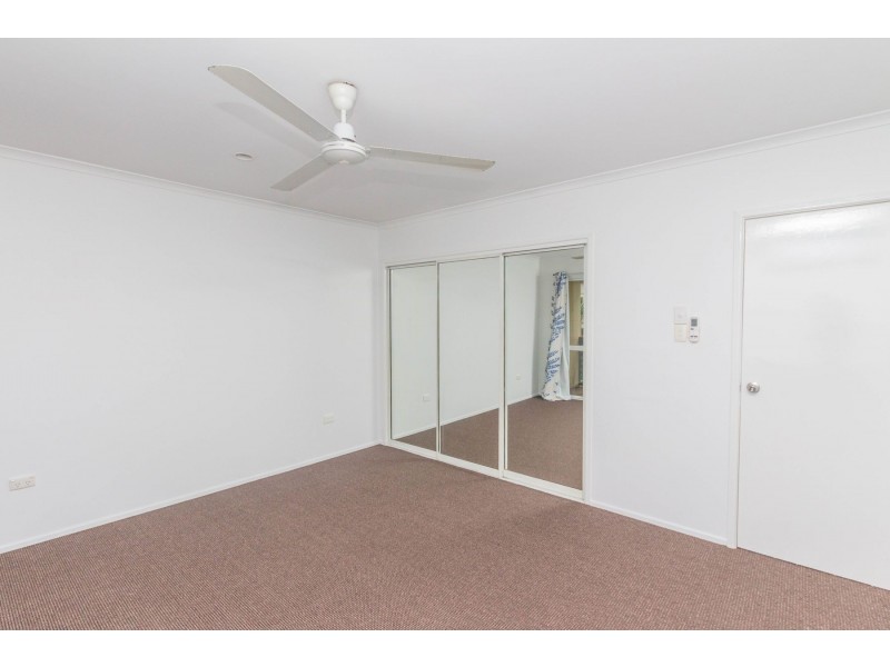 1/11 Maytown Close, Manoora QLD 4870