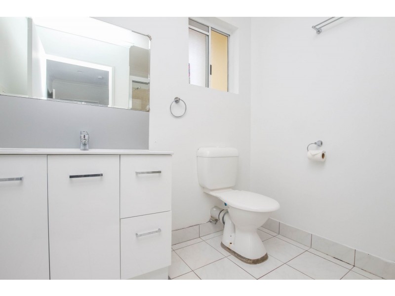 1/11 Maytown Close, Manoora QLD 4870