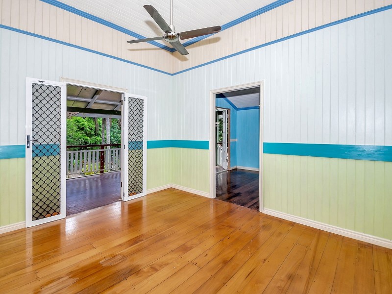 199 Harvey Road, Redlynch QLD 4870