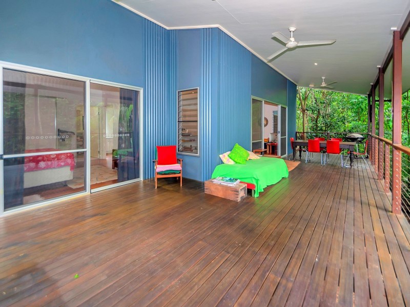 199 Harvey Road, Redlynch QLD 4870