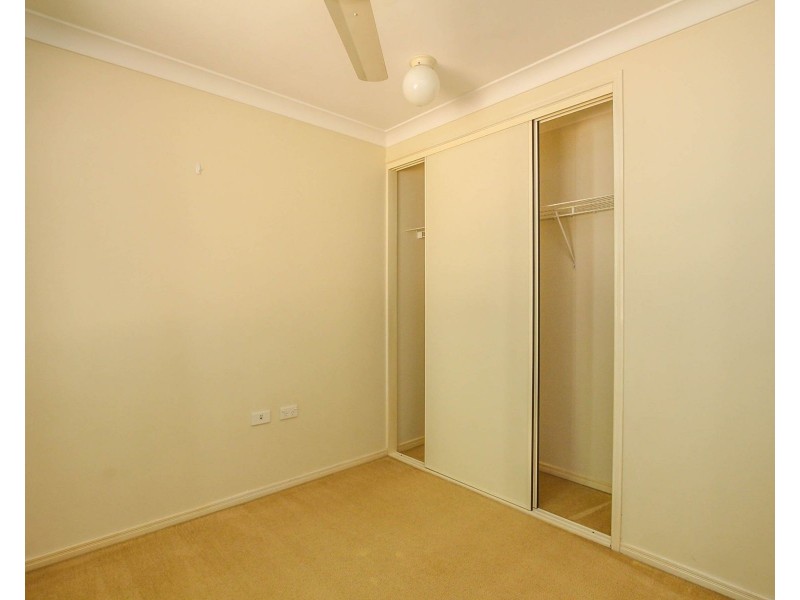 11 Chesterfield Close, Brinsmead QLD 4870