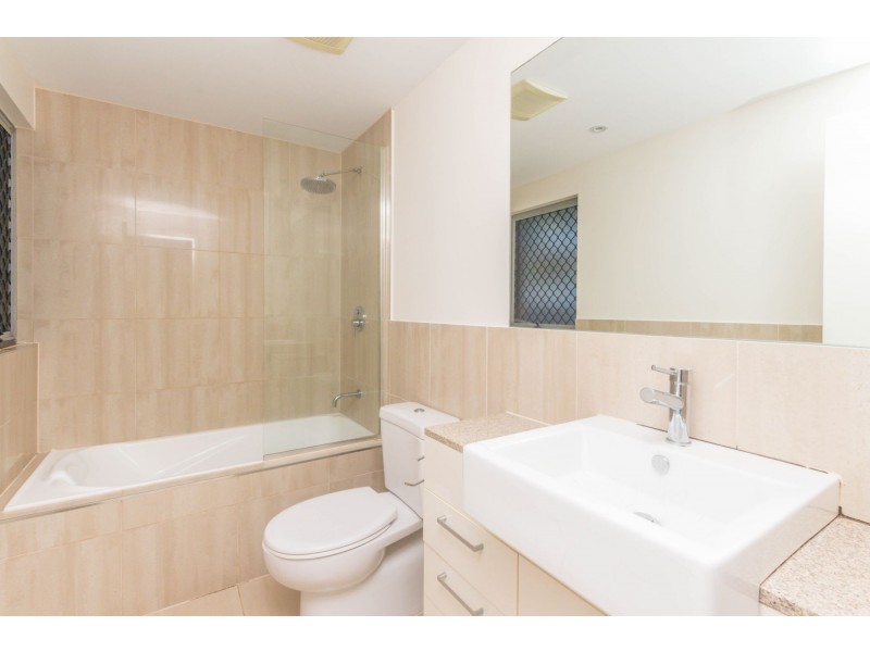 107/174 Grafton Street, Cairns City QLD 4870