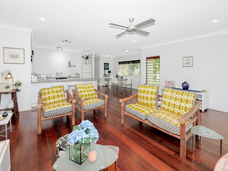 1/253 Kamerunga Road, Freshwater QLD 4870