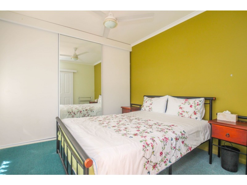 23-25 Peridot Street, Bayview Heights QLD 4868
