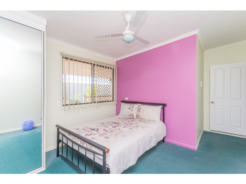 23-25 Peridot Street, Bayview Heights QLD 4868