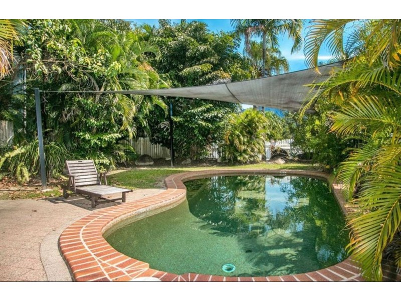 10/30-32 Springfield Crescent, Manoora QLD 4870