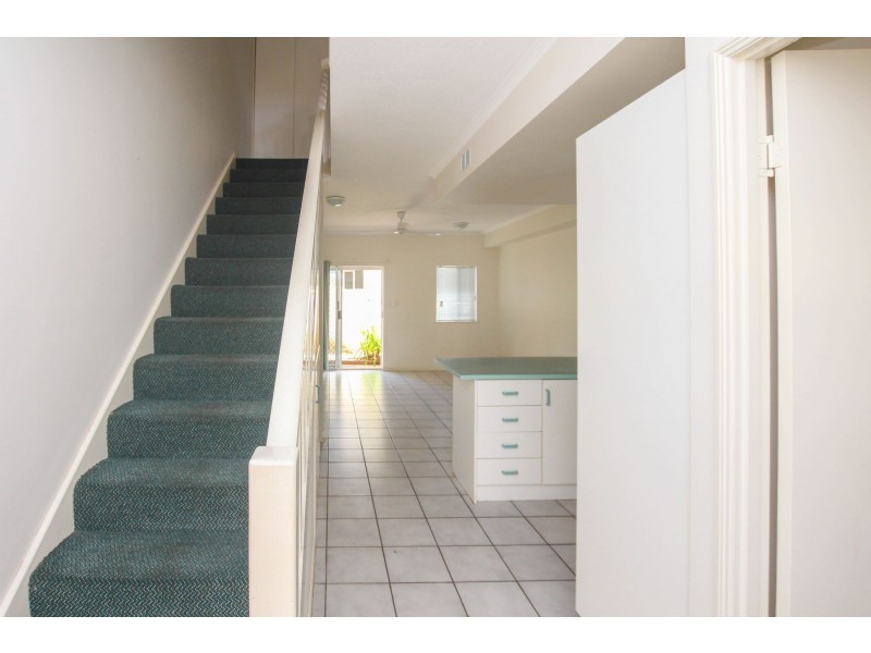 3/38 Springfield Crescent, Manoora QLD 4870