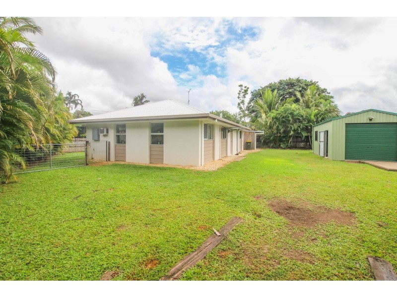 4 Marchant Street, Manoora QLD 4870