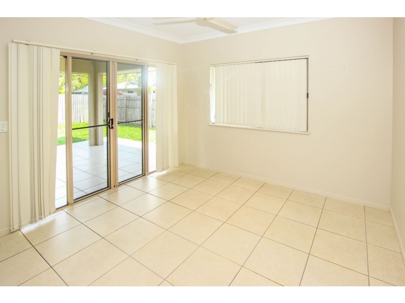 11 Baldwin Close, White Rock QLD 4868
