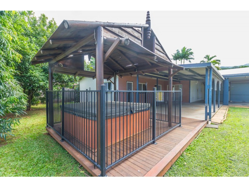 42 Gilmore Street, Bentley Park QLD 4869