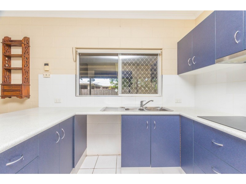 42 Gilmore Street, Bentley Park QLD 4869