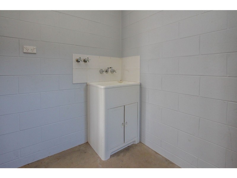 17 Savage Street, Edmonton QLD 4869