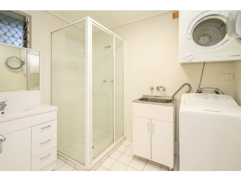 12/187-189 McLeod Street, Cairns North QLD 4870