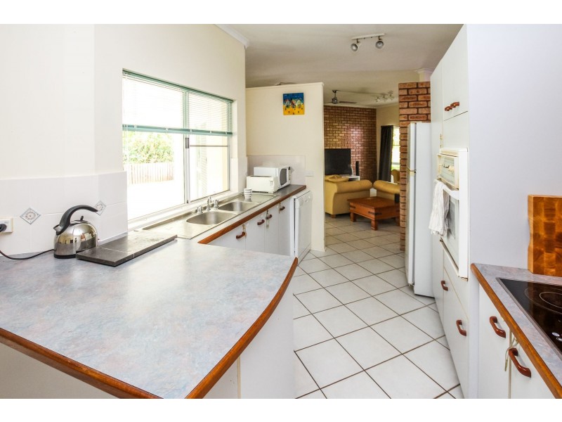 12 Pheasant Street, Bayview Heights QLD 4868