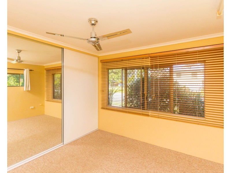 98 Dillon Street, Westcourt QLD 4870