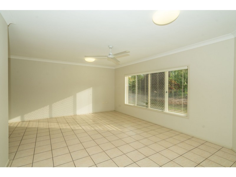 13 Shamrock Avenue, Brinsmead QLD 4870