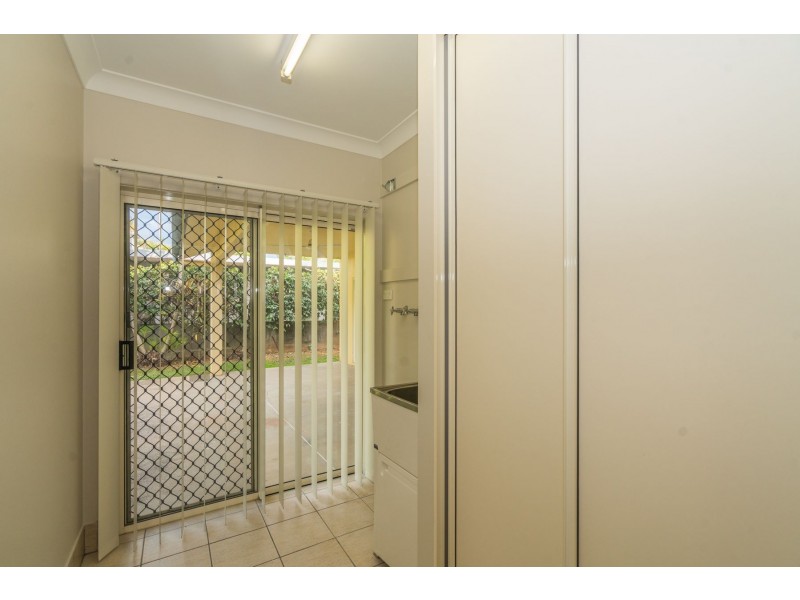 13 Shamrock Avenue, Brinsmead QLD 4870