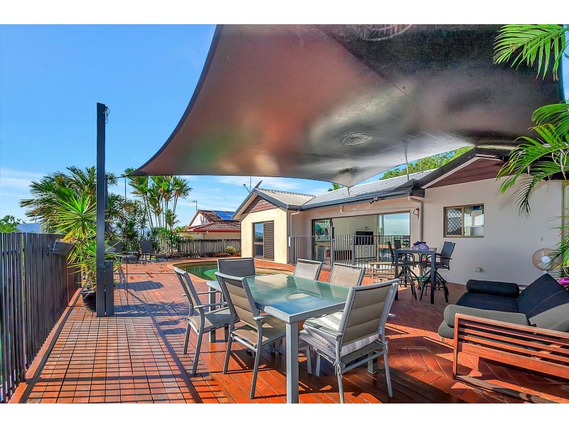 18 Rosemont Court, Mooroobool QLD 4870