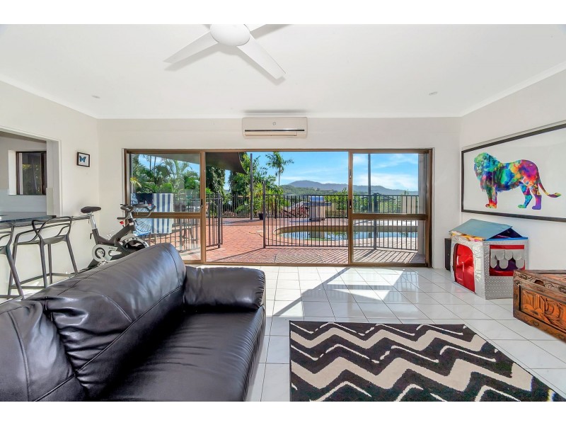 18 Rosemont Court, Mooroobool QLD 4870