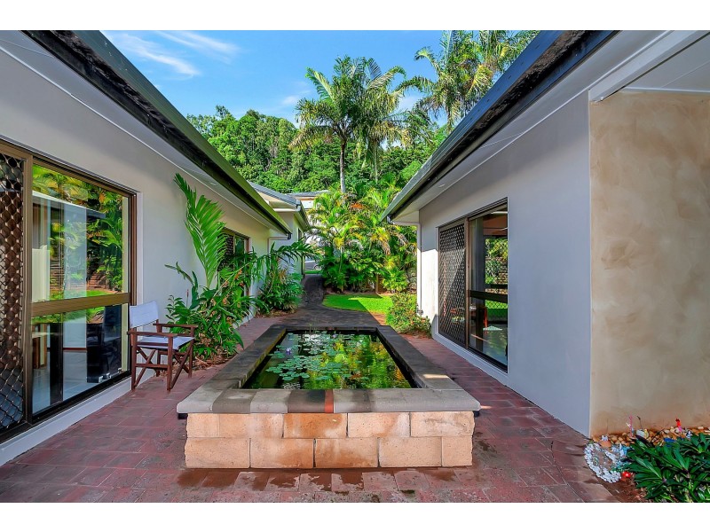 18 Rosemont Court, Mooroobool QLD 4870