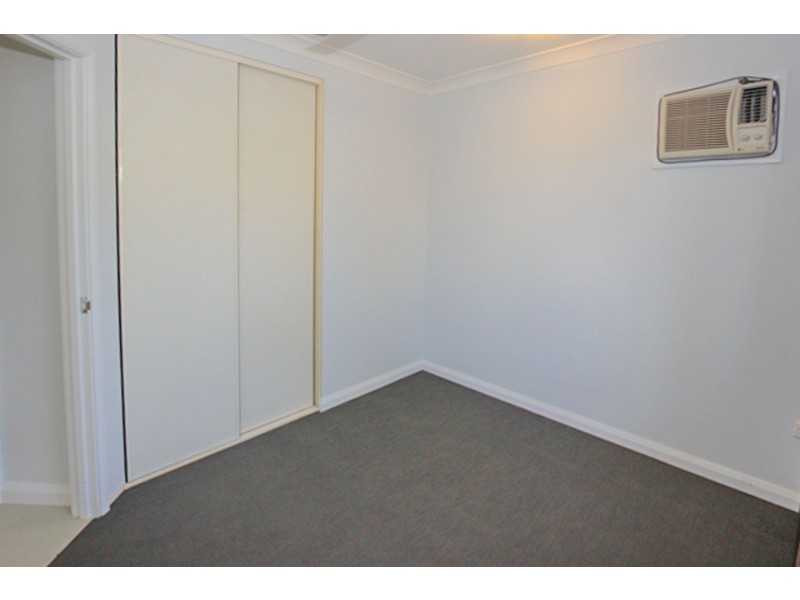 8 Glasgow Court, Mount Sheridan QLD 4868