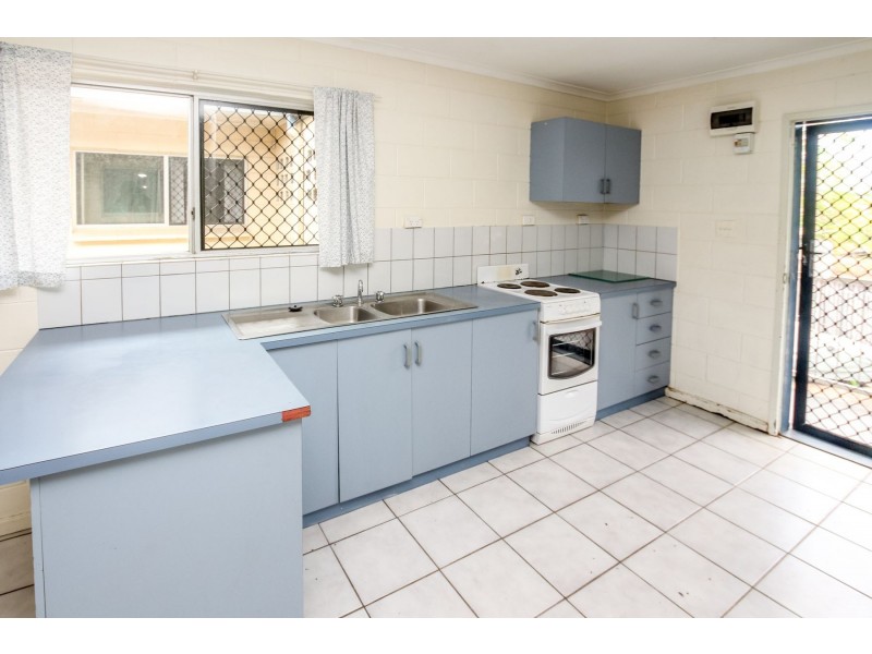7/15 Curtin Street, Westcourt QLD 4870
