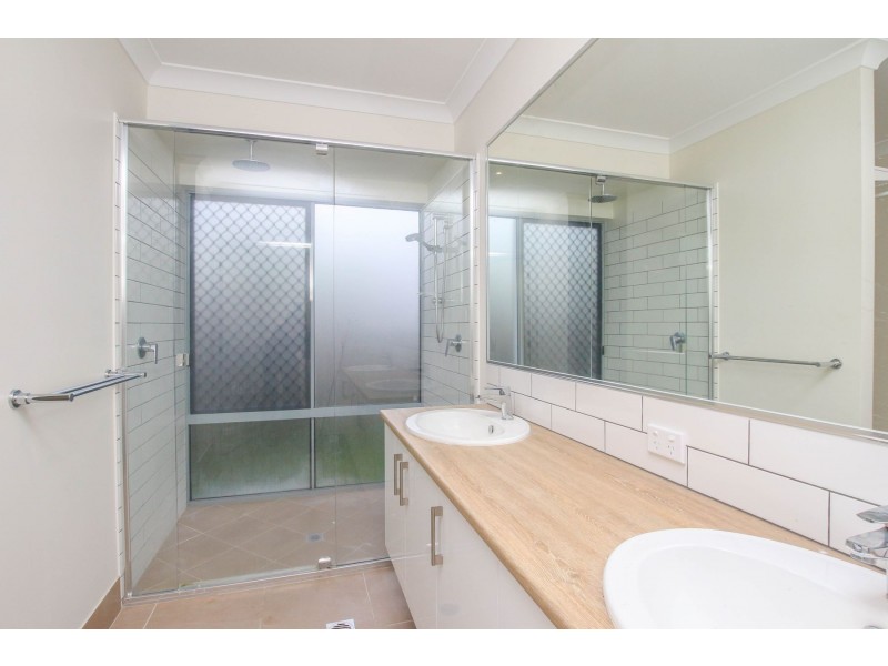 38 Thornborough Circuit, Smithfield QLD 4878