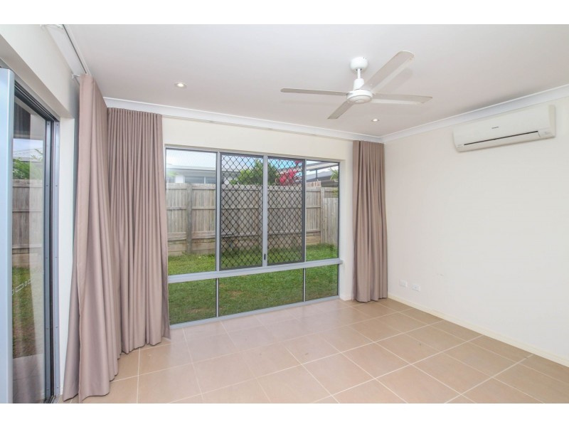 38 Thornborough Circuit, Smithfield QLD 4878