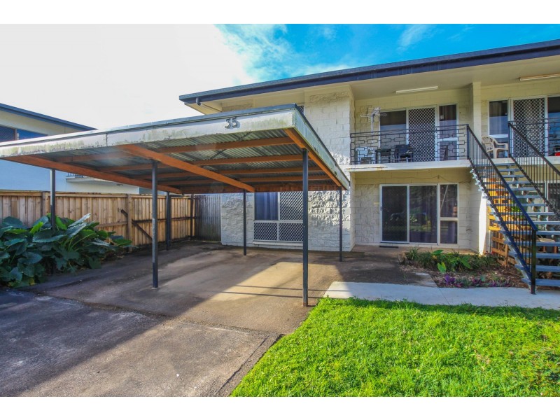 2/35 Sondrio Street, Woree QLD 4868